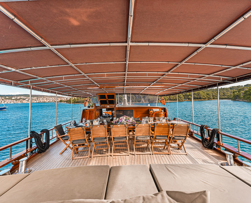 CROATIA Aft deck