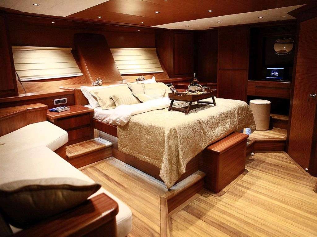 Master cabin Master cabin