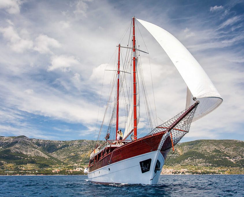Romanca with Sails