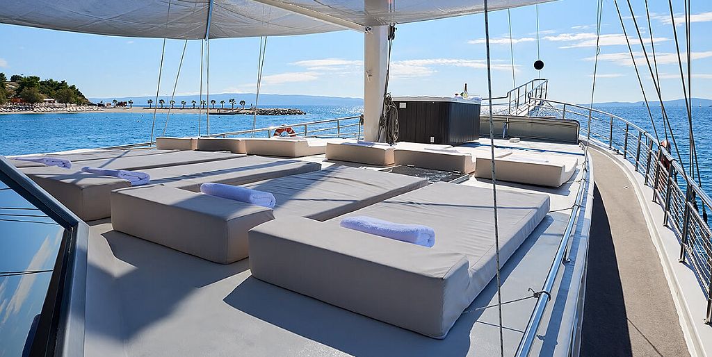 Sundeck Sundeck