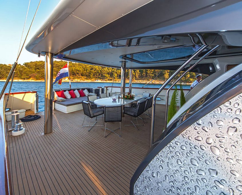 Aft deck