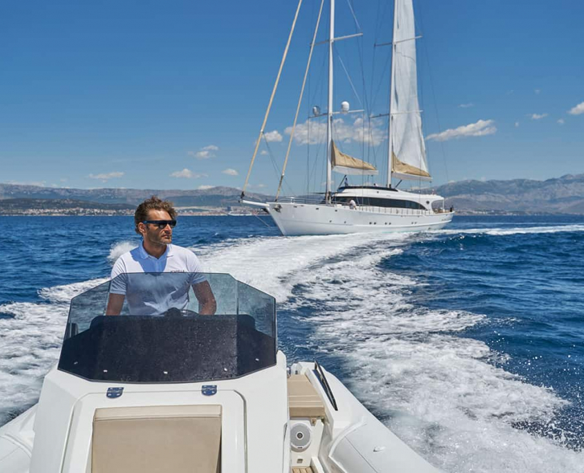 ACAPELLA Tender boat