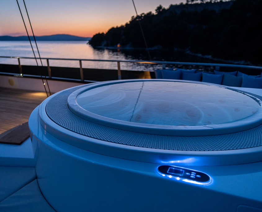 ANIMA MARIS Jacuzzi