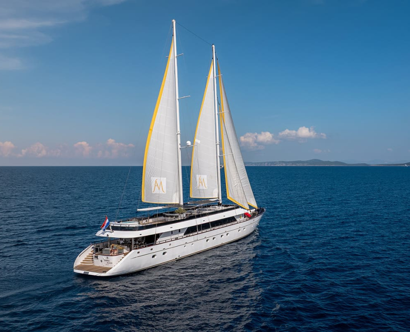ANIMA MARIS Sailing
