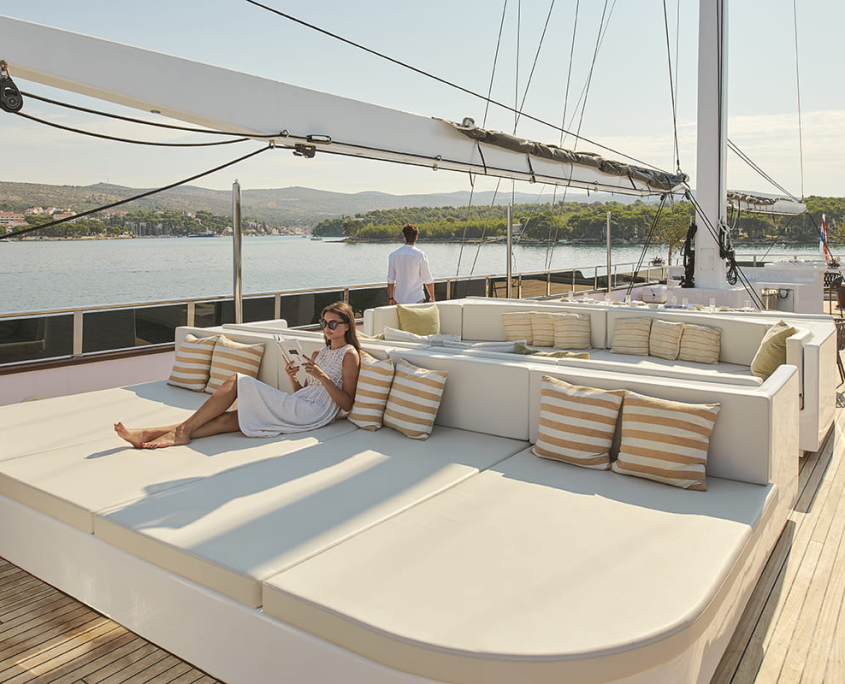 ANIMA MARIS Sun deck