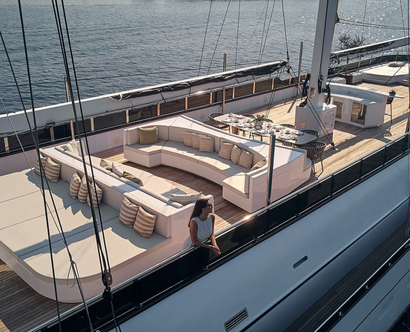 ANIMA MARIS Sun deck