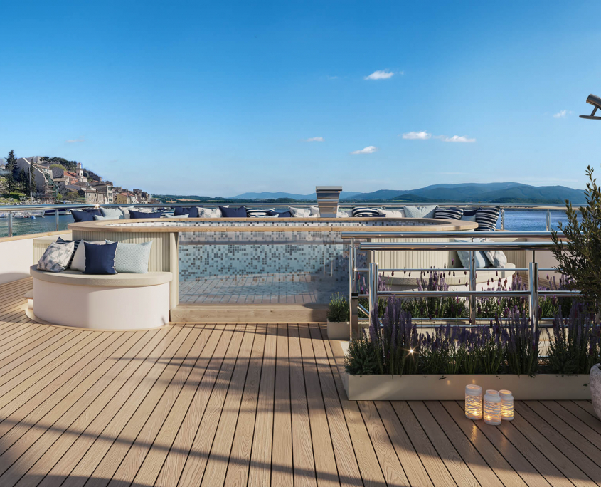 BELLA Sun deck