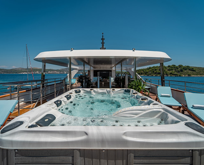 RIVA Jacuzzi