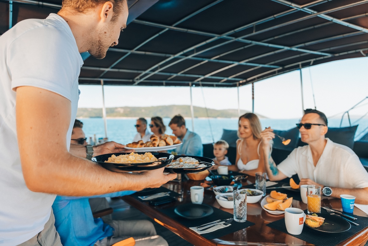 yacht charters in croatia with crew